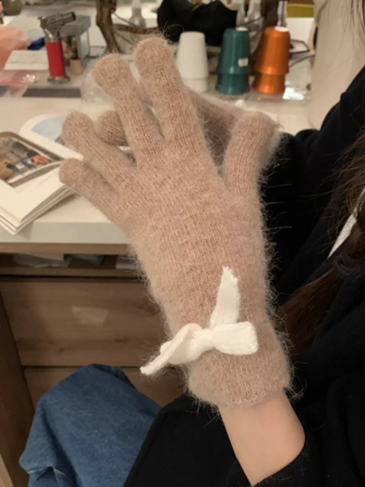 Bow Lightweight Gloves