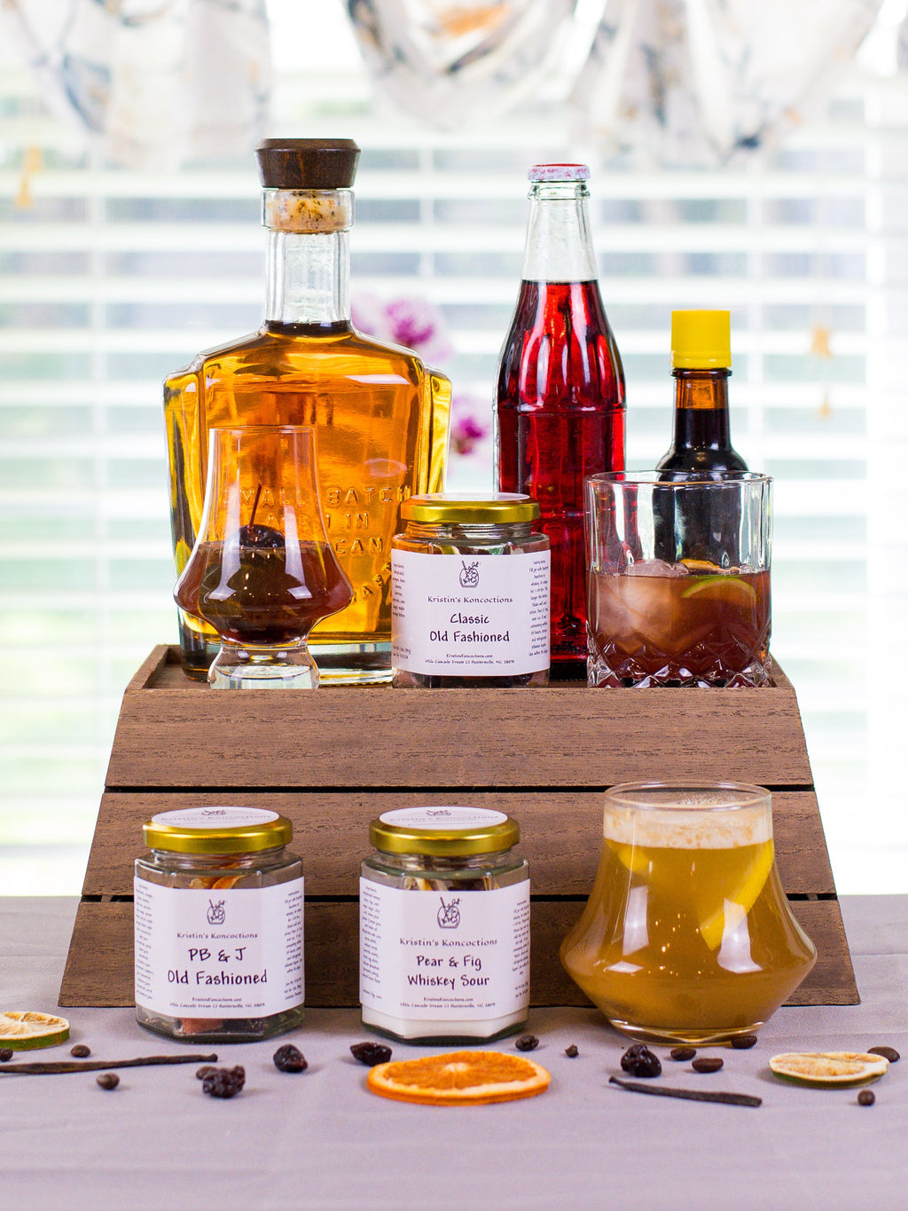 Bourbon Lover Gift Set – 3-Jar Old Fashioned & Whiskey Cocktail Kit