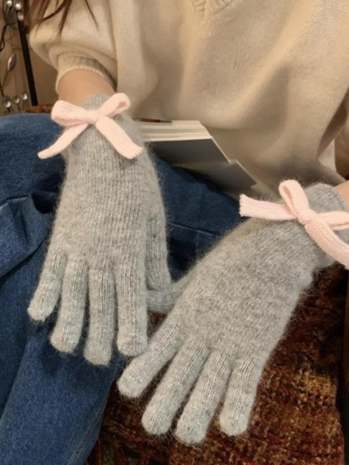Bow Lightweight Gloves