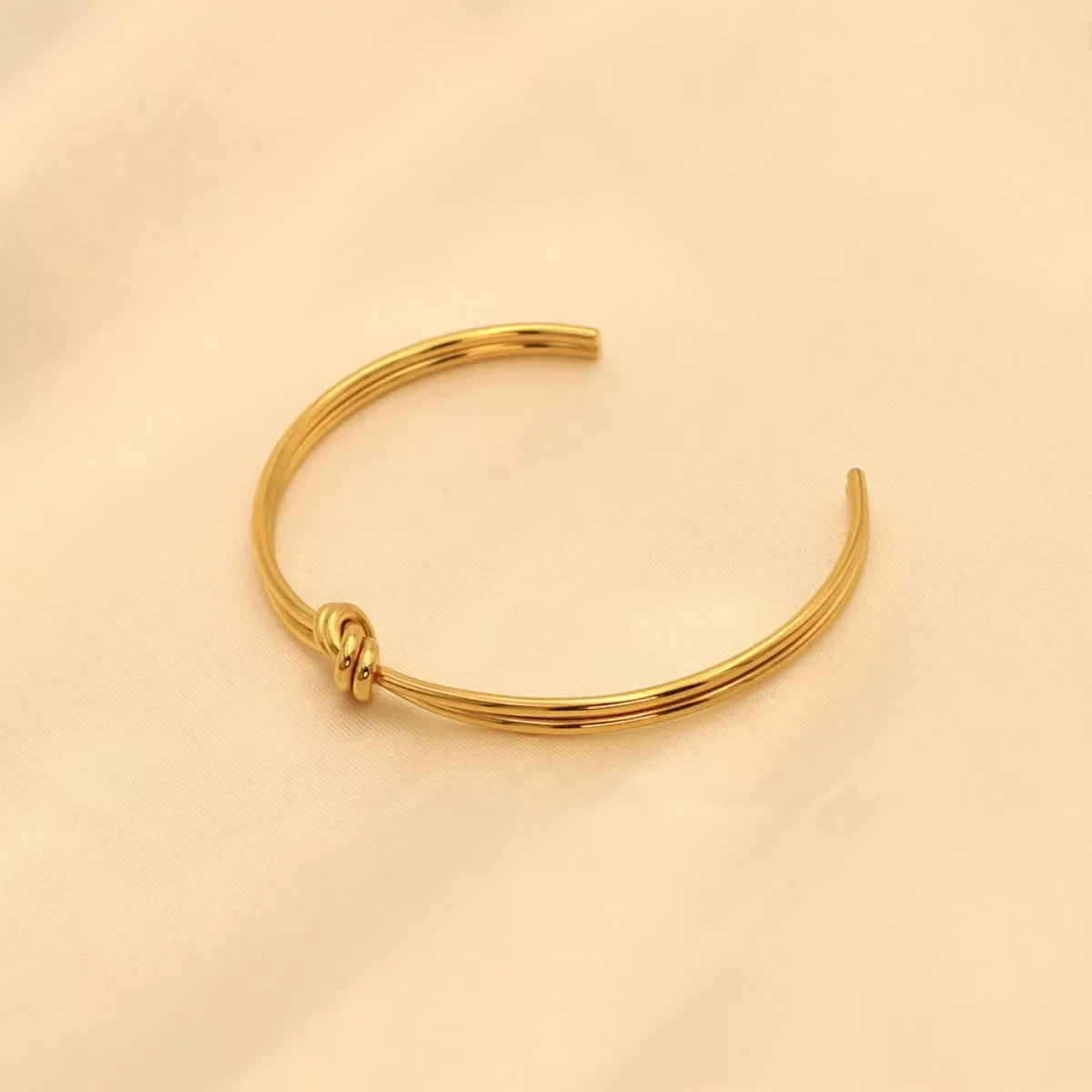 18K Gold-Plated Knot Open Bracelet