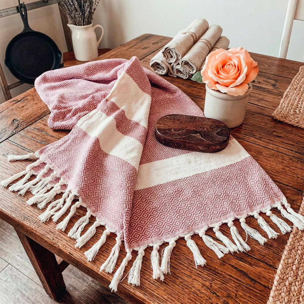 Haley Diamond Towel 200GSM