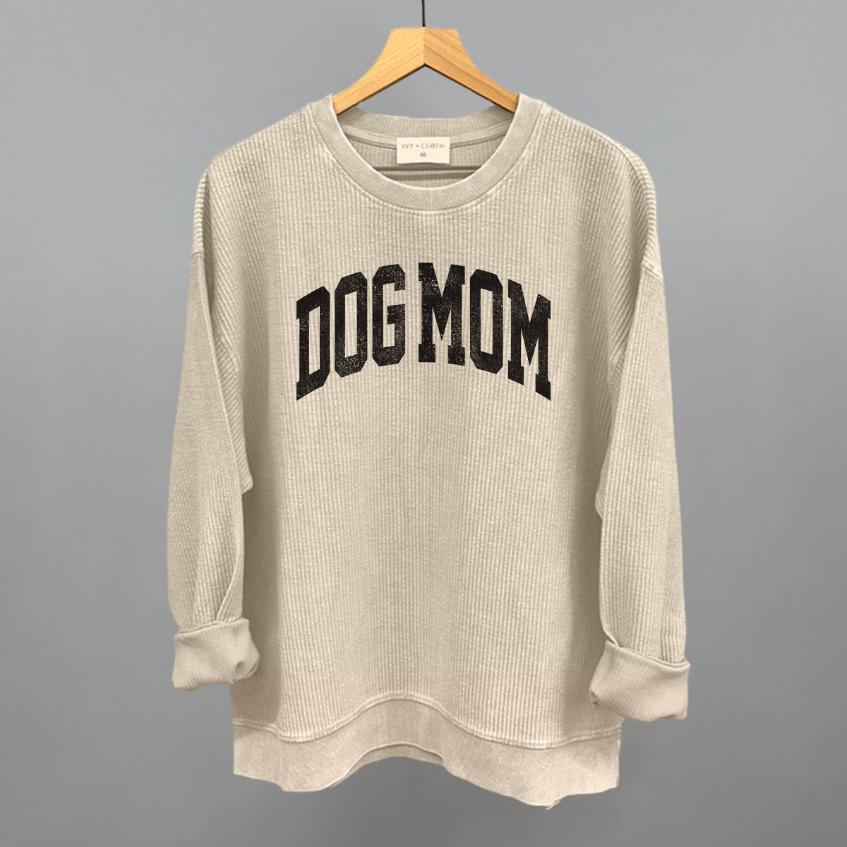 Dog Mom Distressed Arch