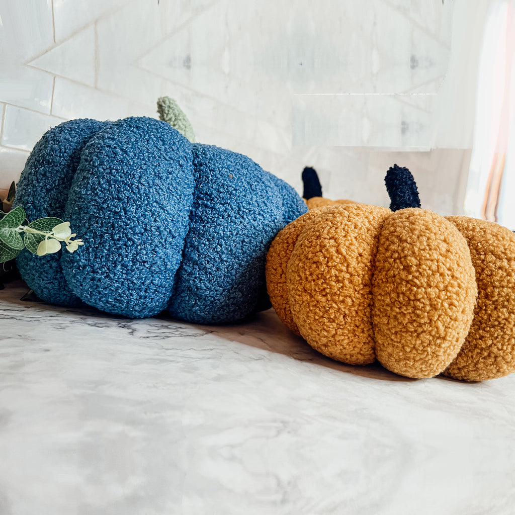 Plush Pumpkin Throw Pillow Decorative Fall Pillow Soft Cuddle Pumpkin Decor