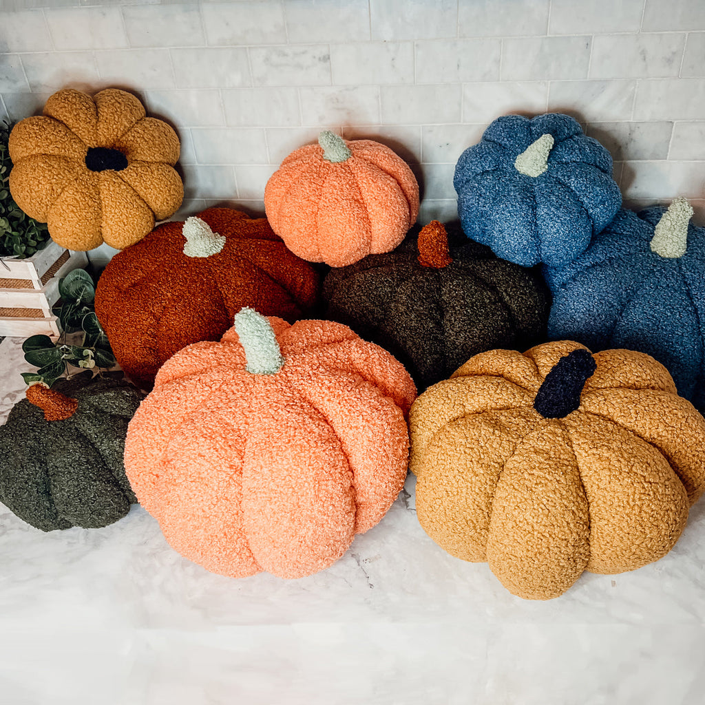 Plush Pumpkin Throw Pillow Decorative Fall Pillow Soft Cuddle Pumpkin Decor