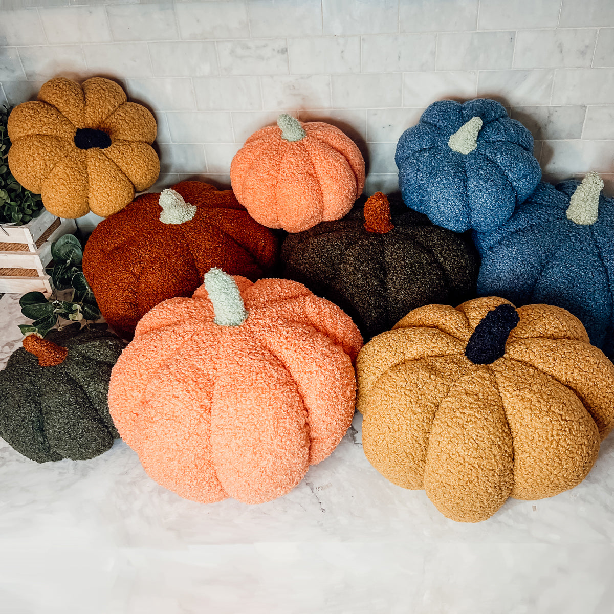 Plush Pumpkin Throw Pillow Decorative Fall Pillow Soft Cuddle Pumpkin Decor