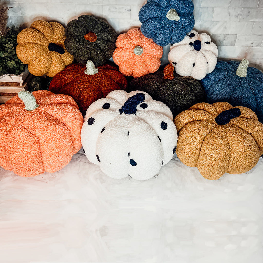 Plush Pumpkin Throw Pillow Decorative Fall Pillow Soft Cuddle Pumpkin Decor