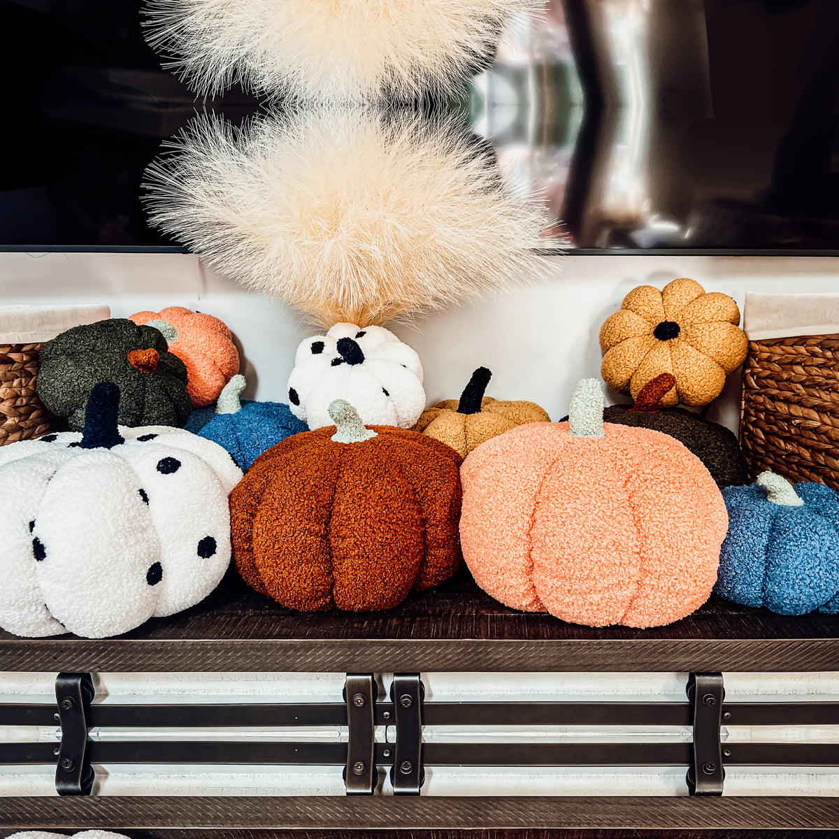 Plush Pumpkin Throw Pillow Decorative Fall Pillow Soft Cuddle Pumpkin Decor