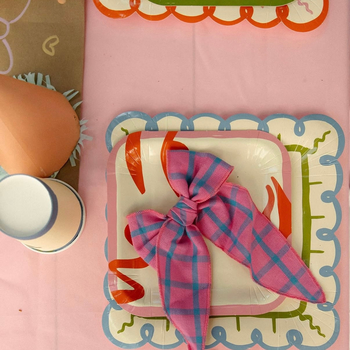 Art Party Dessert Plates (x 12)
