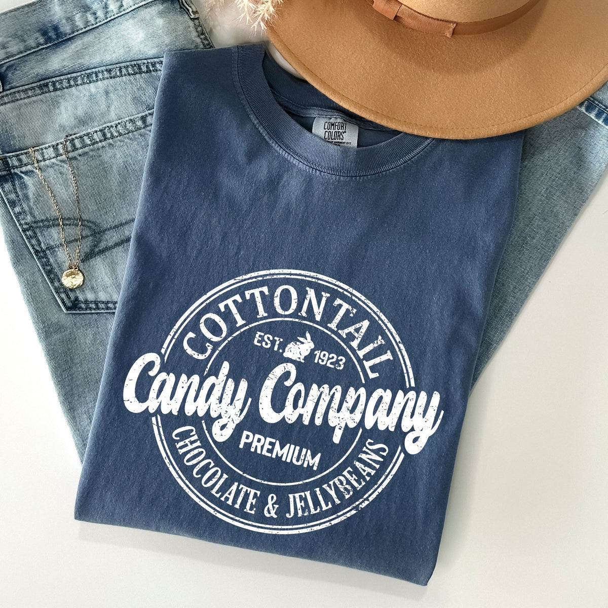 Cottontail Candy Company Retro Sign Easter Vintage Classic Artwork Comfort Colors Tee