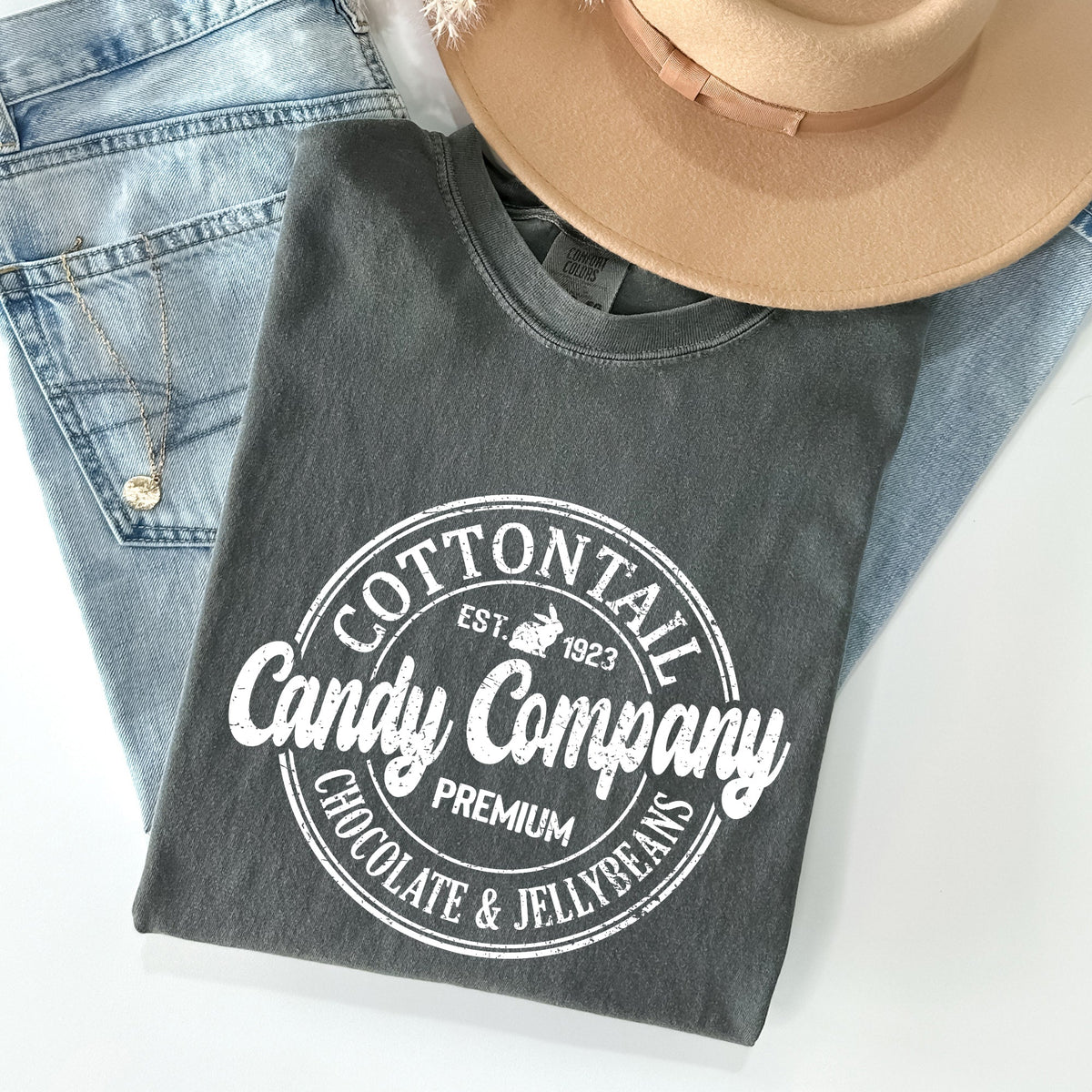 Cottontail Candy Company Retro Sign Easter Vintage Classic Artwork Comfort Colors Tee