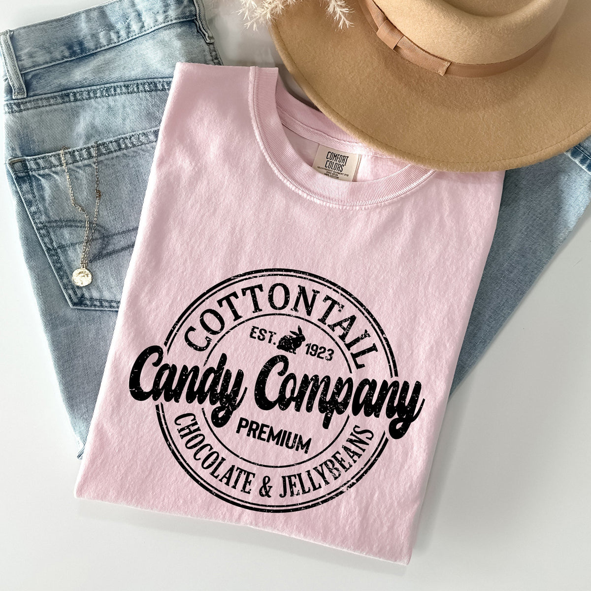 Cottontail Candy Company Retro Sign Easter Vintage Classic Artwork Comfort Colors Tee