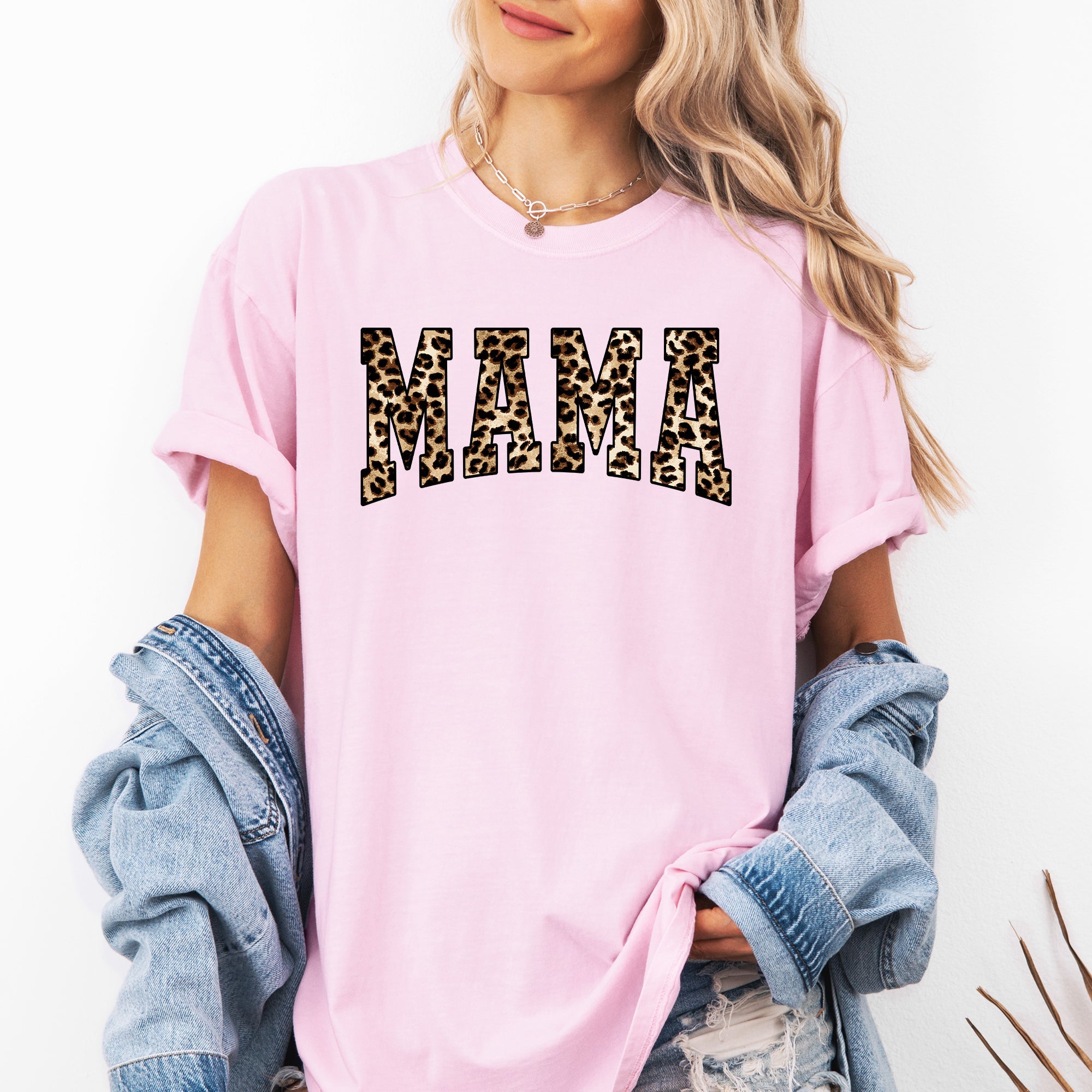 Mama Leopard Print Retro Animal Print Mother's Day Vintage Graphic Comfort Colors Tee