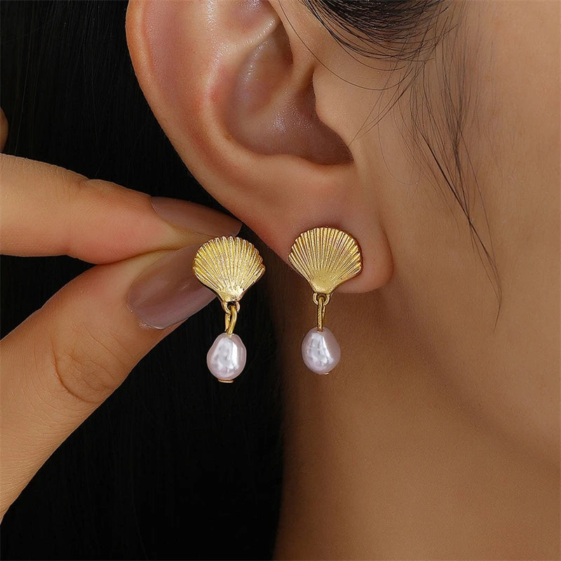 Vintage Metal Shell Stud Earrings for Women Trendy Accessories Personalization Jewelry Earrings Daily Wear Creative Jewelry Gift