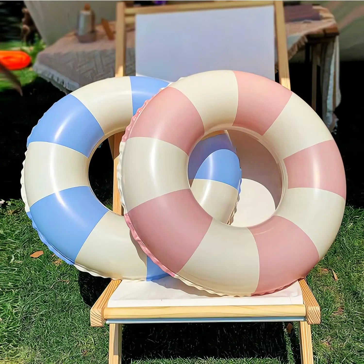 Swimming pool tubes, indoor swimming pool tubes, round swimming pool intertubes, floats, swimming pool rings, floats, tubes
