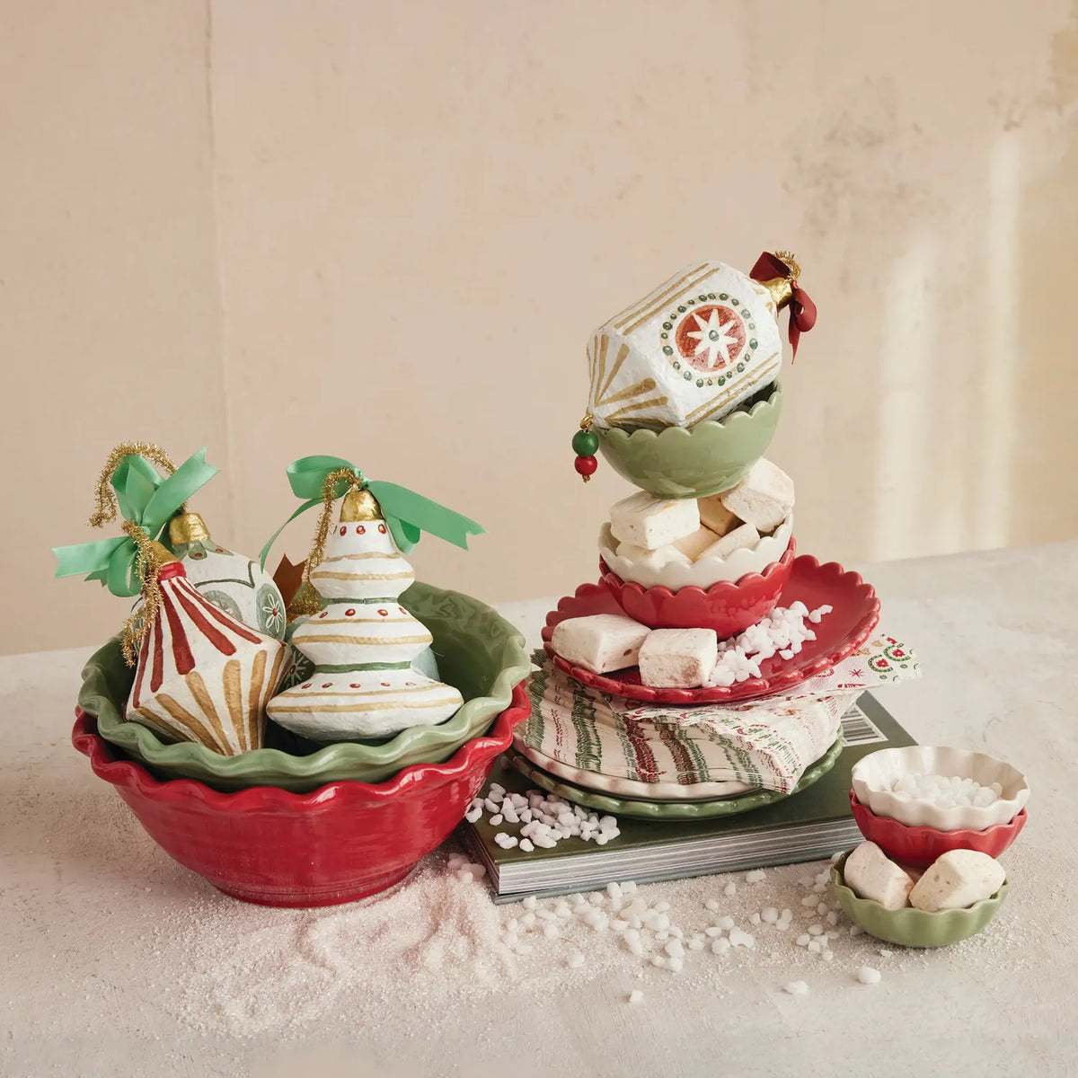 Stoneware Scalloped Bowl 4.5" - Red, Green & White