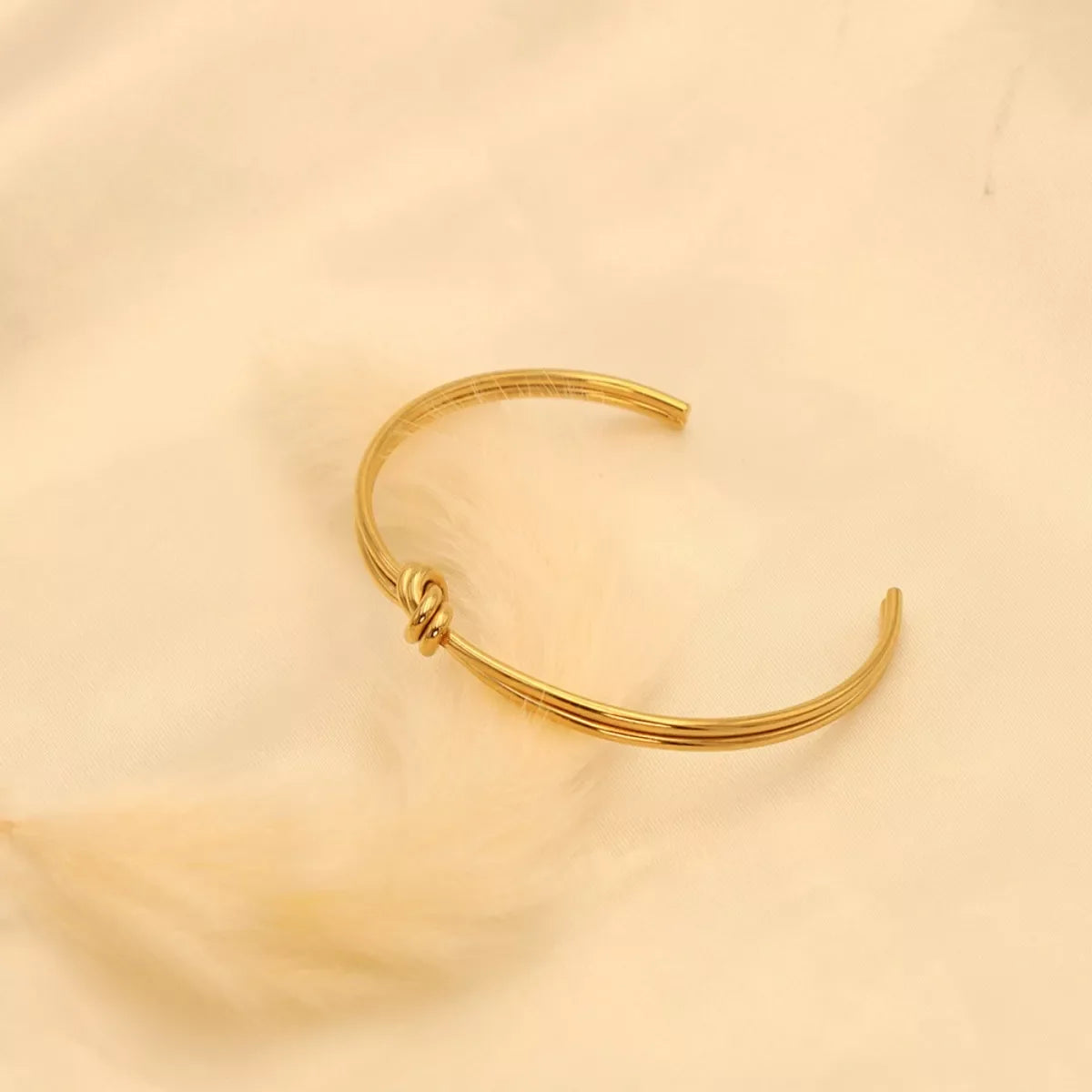 18K Gold-Plated Knot Open Bracelet
