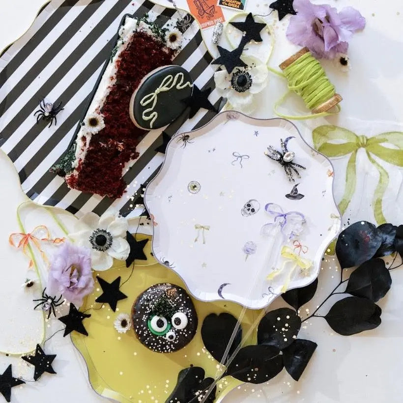 Black & White Striped Paper Party Plate (12pcs)