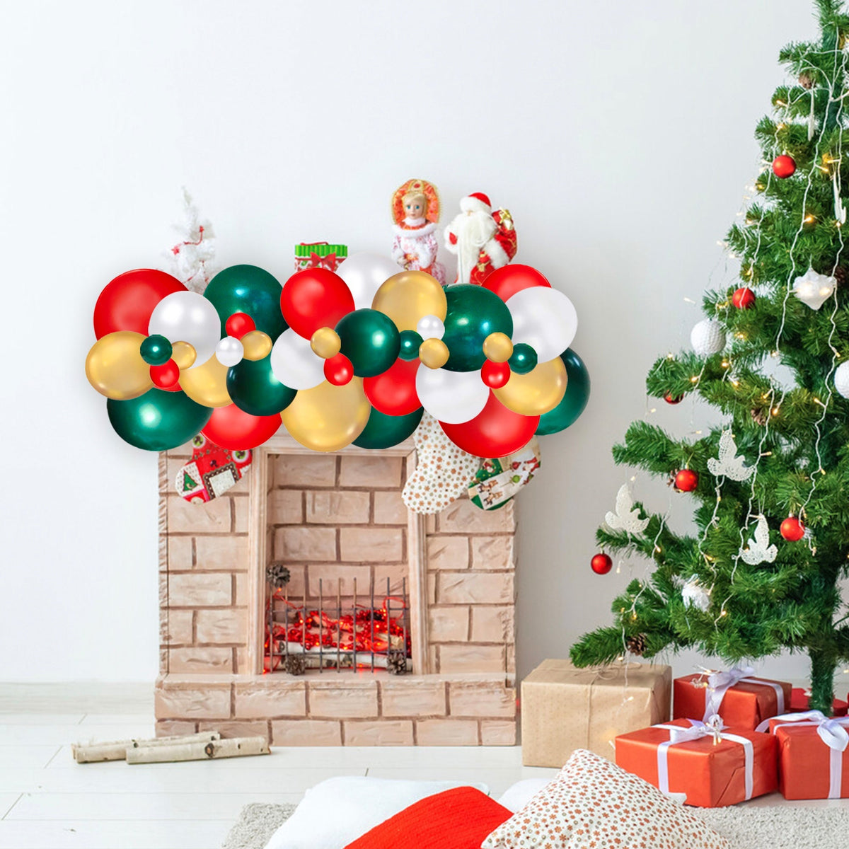 Classic Red & Green Holiday Balloon Garland Kit