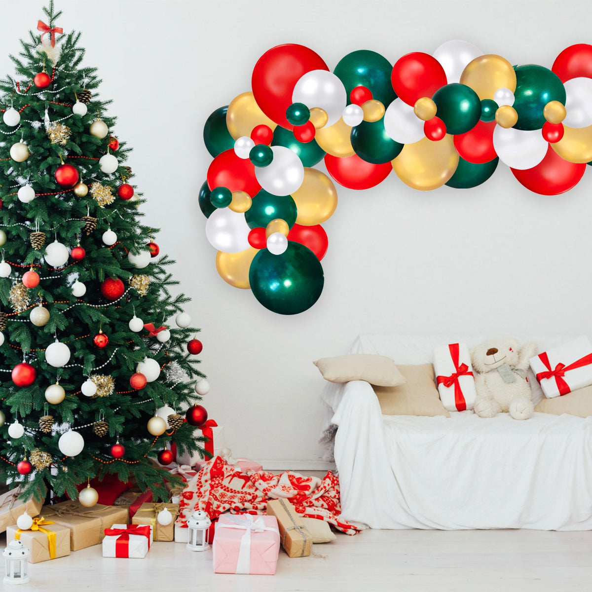 Classic Red & Green Holiday Balloon Garland Kit