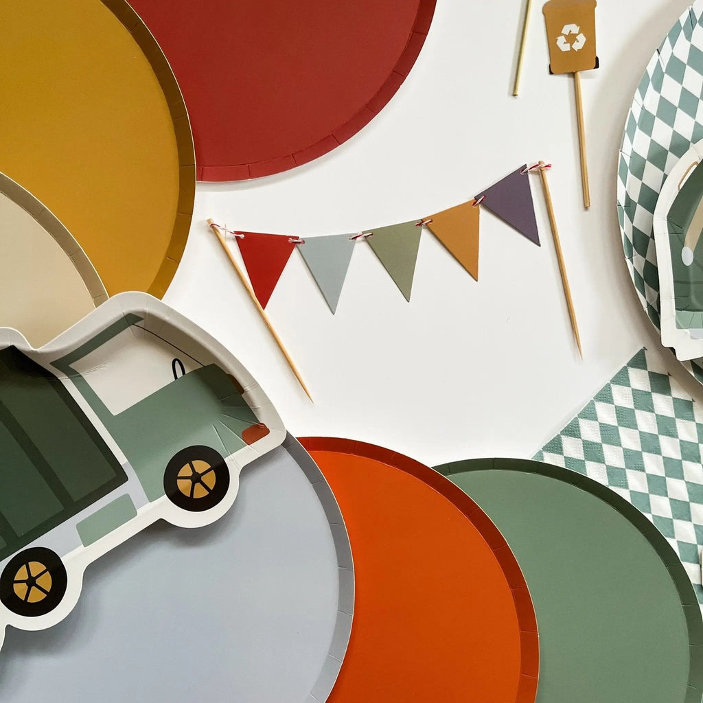 Garbage Truck Plate (12pcs)