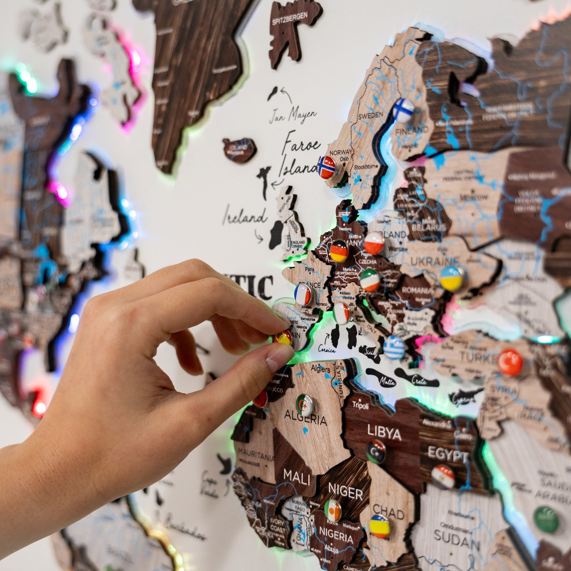 Map on Board LED 2.0 Cappuccino