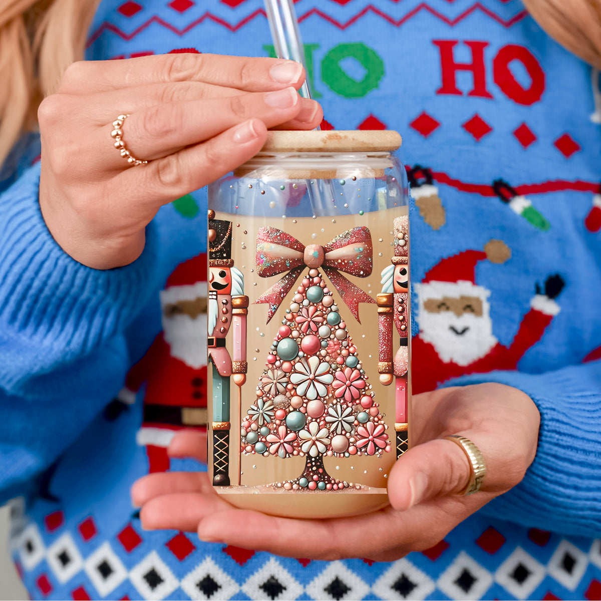 Nutcracker Glam 17oz Glass Cup