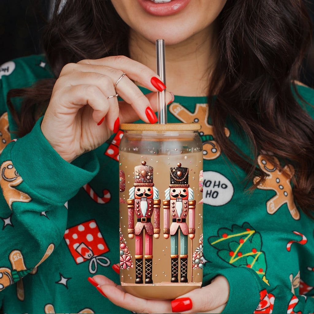 Nutcracker Glam 17oz Glass Cup