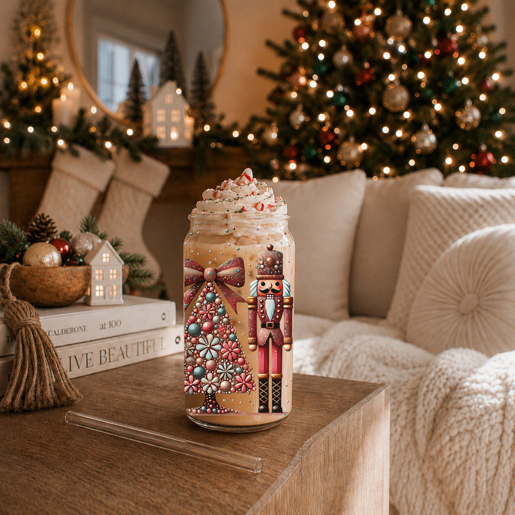 Nutcracker Glam 17oz Glass Cup