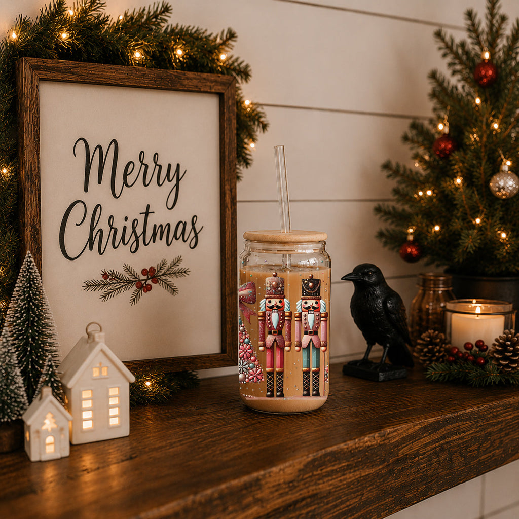 Nutcracker Glam 17oz Glass Cup