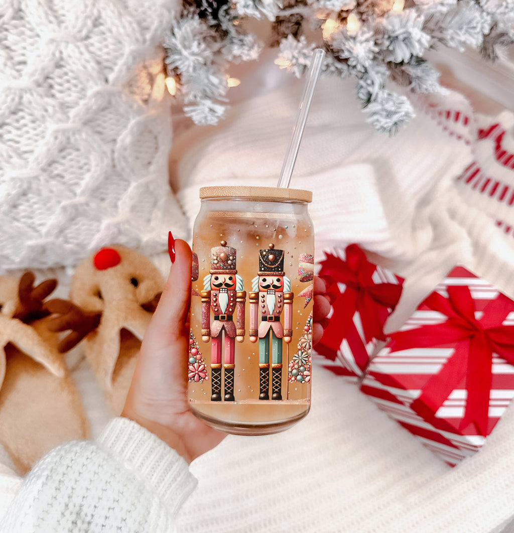 Nutcracker Glam 17oz Glass Cup