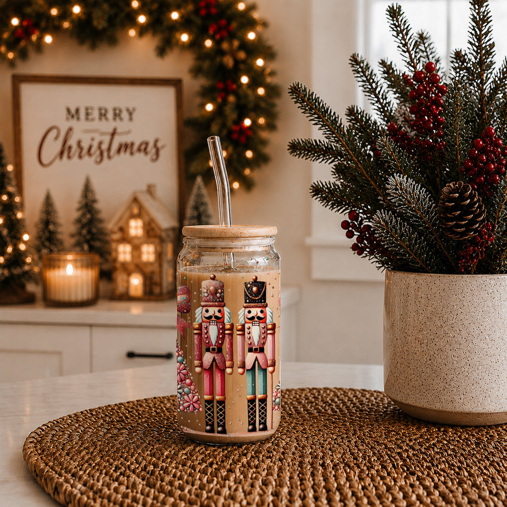 Nutcracker Glam 17oz Glass Cup