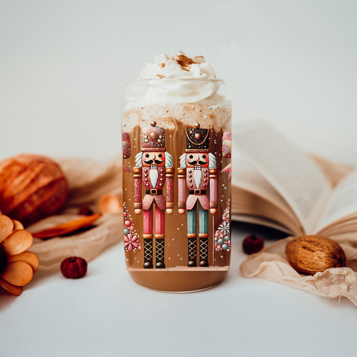 Nutcracker Glam 17oz Glass Cup