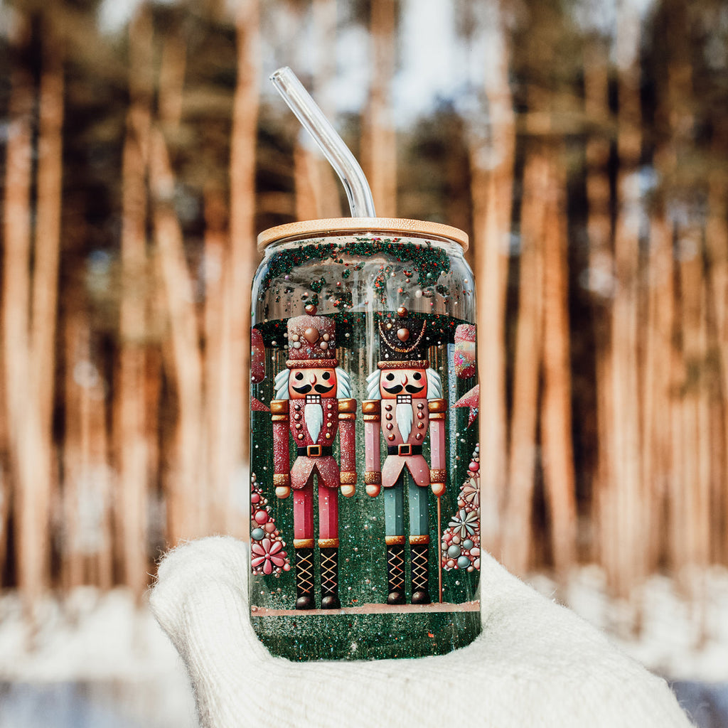 Nutcracker Glam 17oz Glass Cup