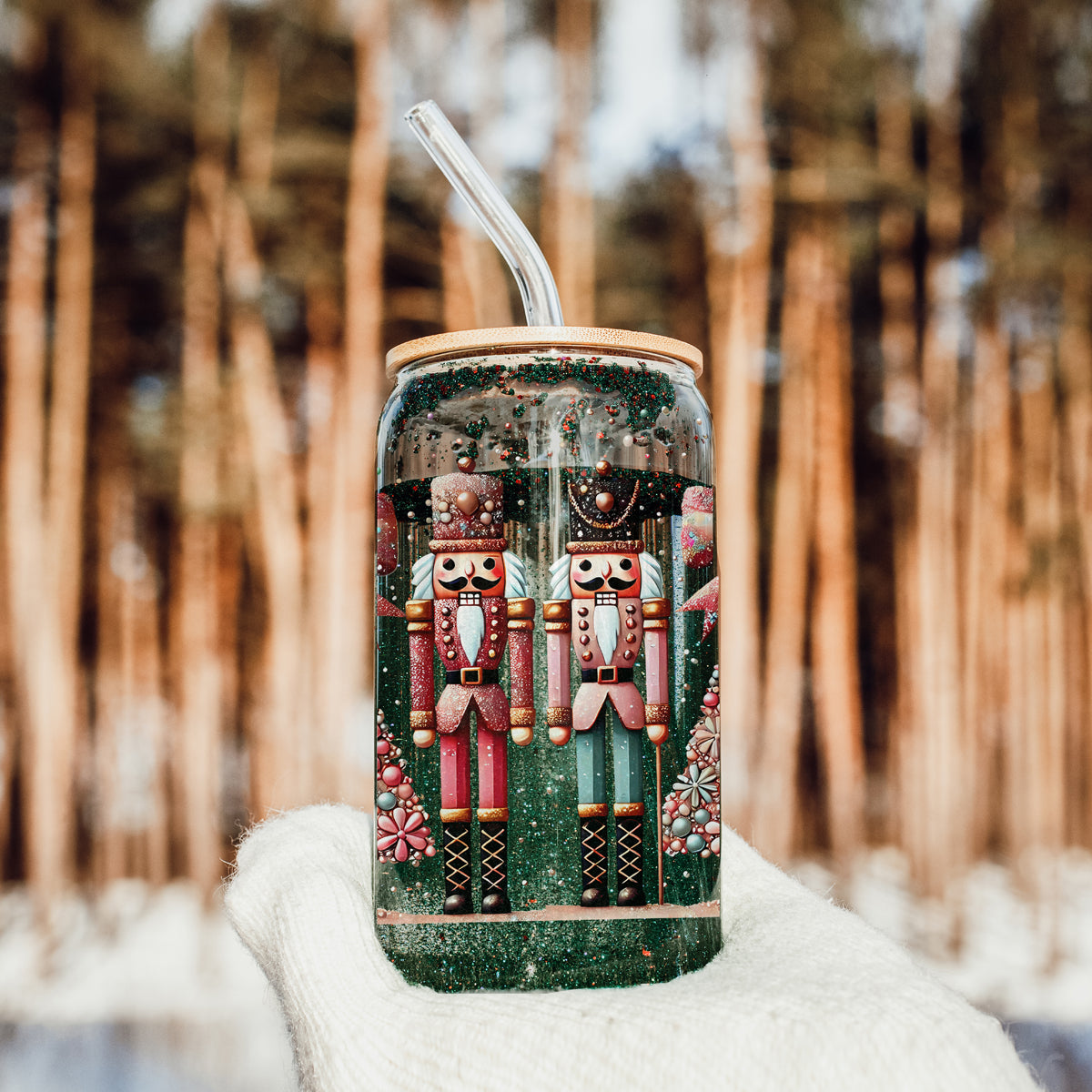 Nutcracker Glam 17oz Glass Cup