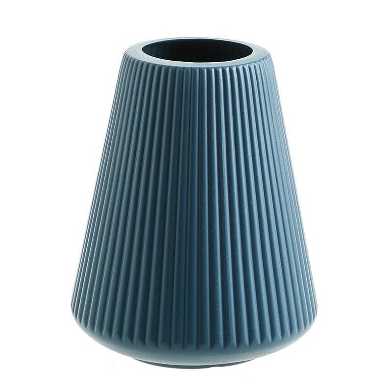 Retro Vintage  Plastic Imitation Ceramic Decorative Flower Vases for Decor Home, Living Room, Office, Parties, Wedding, Gift for Family Friends Vase Living Room Decoration Ornaments Modern Origami Plastic Vases for Flower Arrangements Home Decor