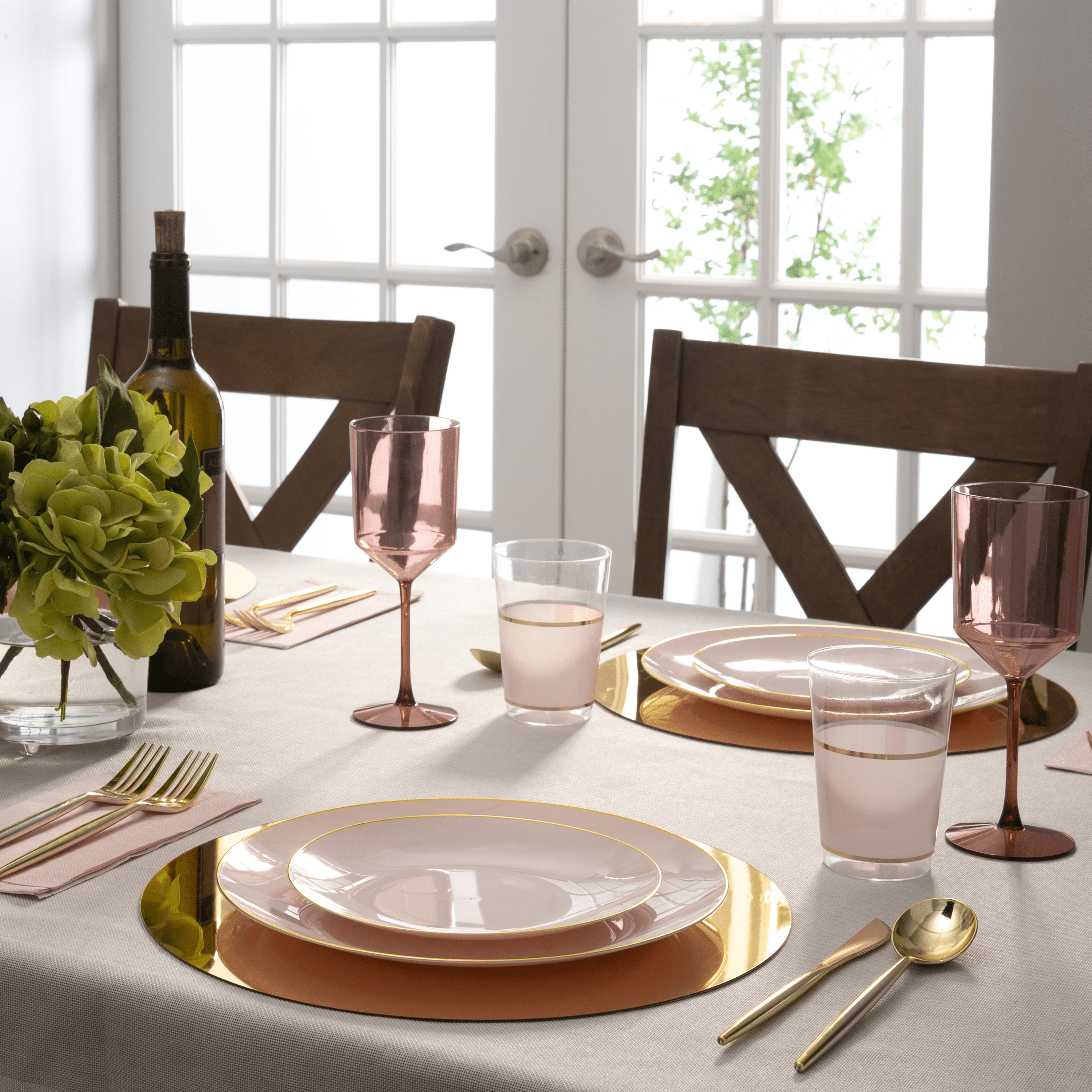 Round Blush Pink and Gold Plastic Plates | 10 Pack