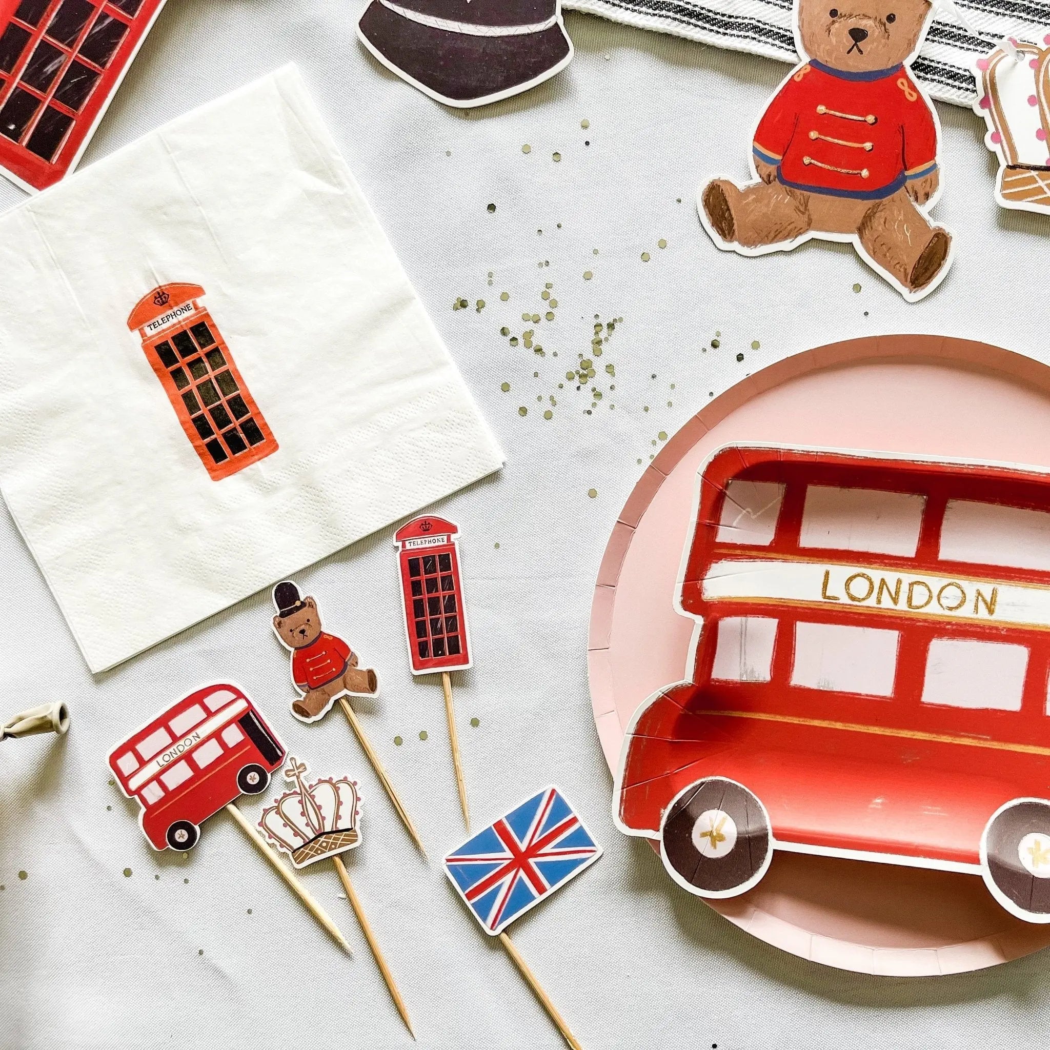 London Telephone Booth Large Paper Napkins (16pcs)