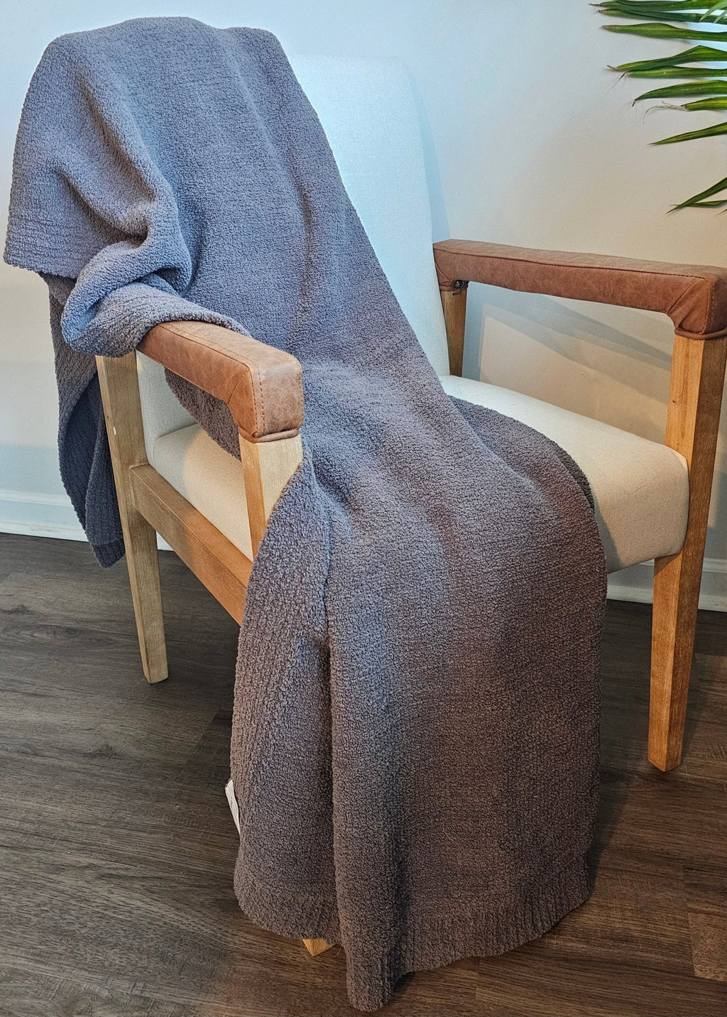 The Nest Throw